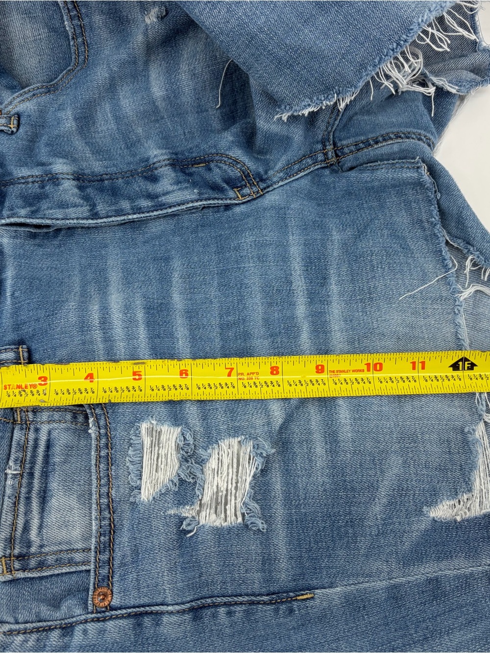 American Eagle Tomgirl Shorts, Medium Wash, Women's Size 12 X-Long - Picture 9 of 9